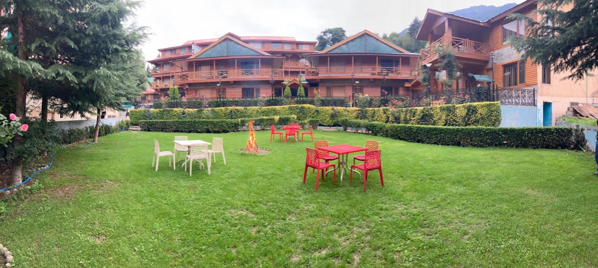 Hotel The North Wind In City Center, Manali Exterior photo